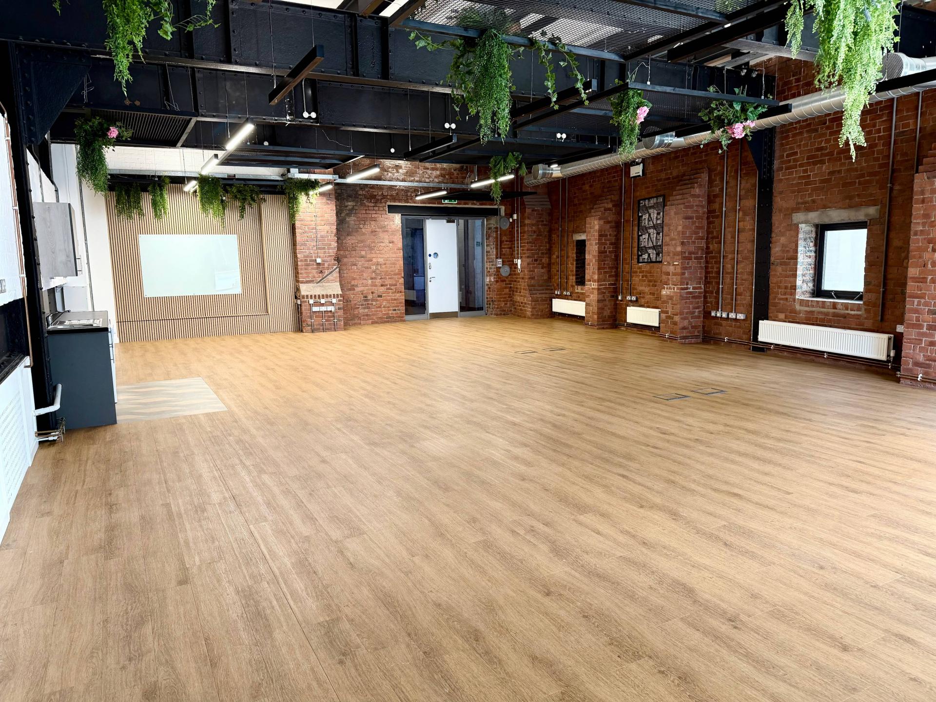 Studio 2.8 Studio 2.8